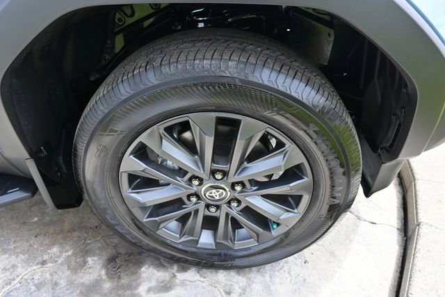 Used 2026 Toyota Land Cruiser w/ Premium Package AWD/4WD image 11