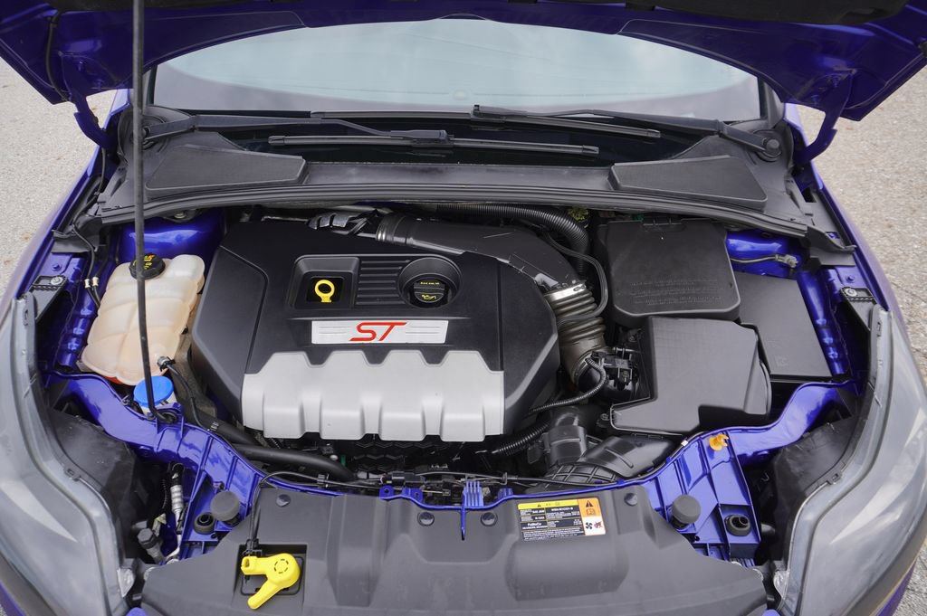 Used 2014 Ford Focus ST w/ Equipment Group 201A FWD image 32