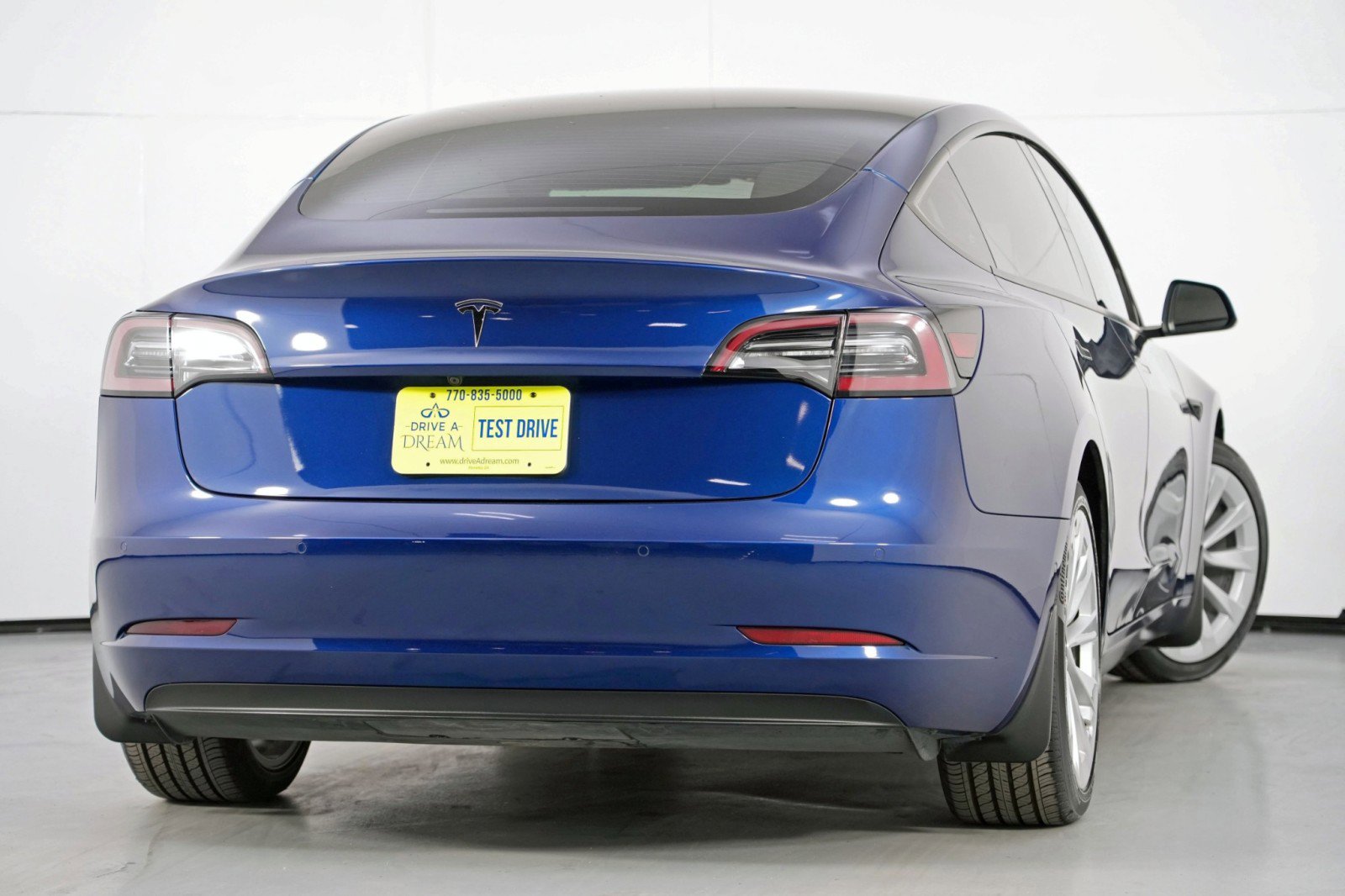 Used 2022 Tesla Model 3 image 5