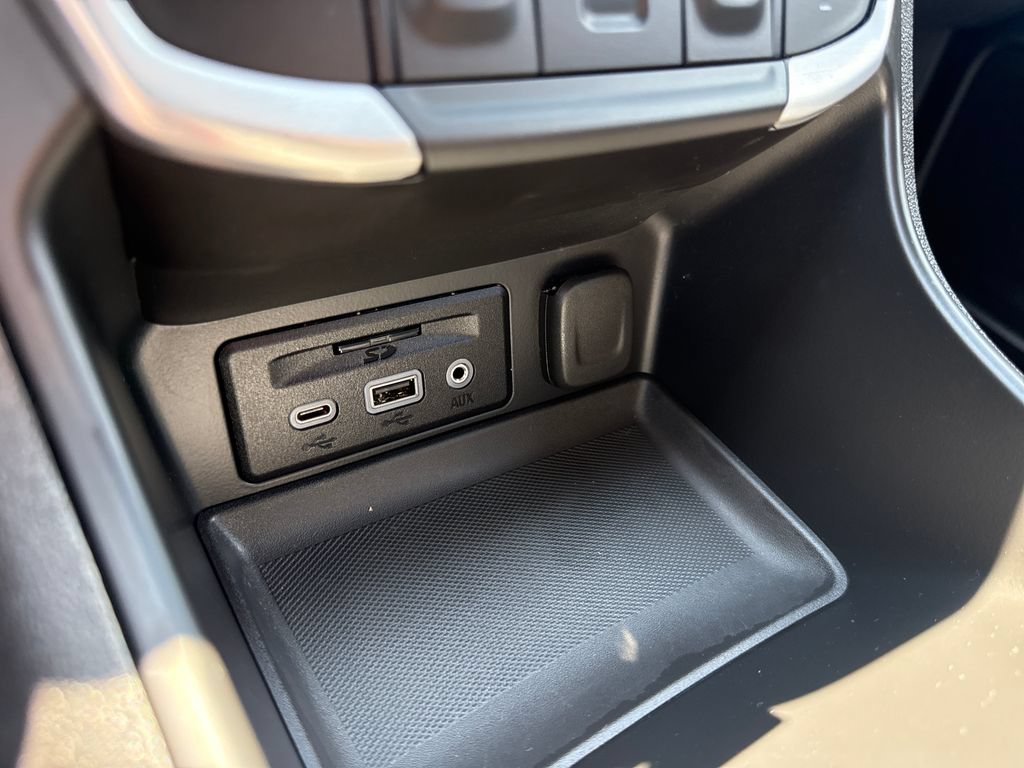 Certified 2023 GMC Terrain SLE w/ Driver Convenience Package FWD image 27
