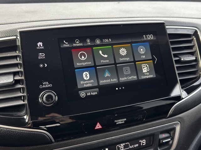 Used 2022 Honda Passport TrailSport image 3