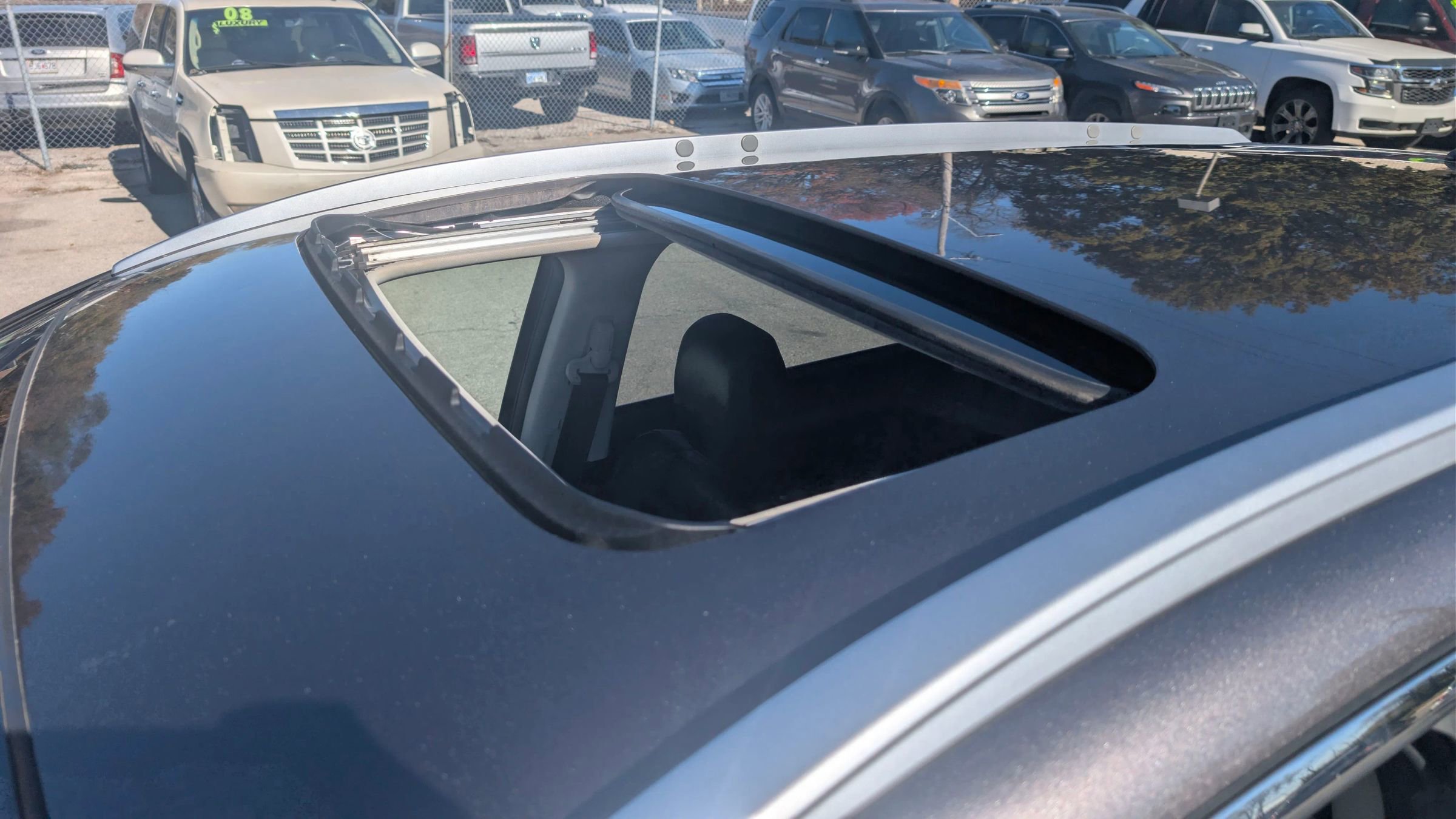 Used 2012 Honda CR-V EX-L image 9