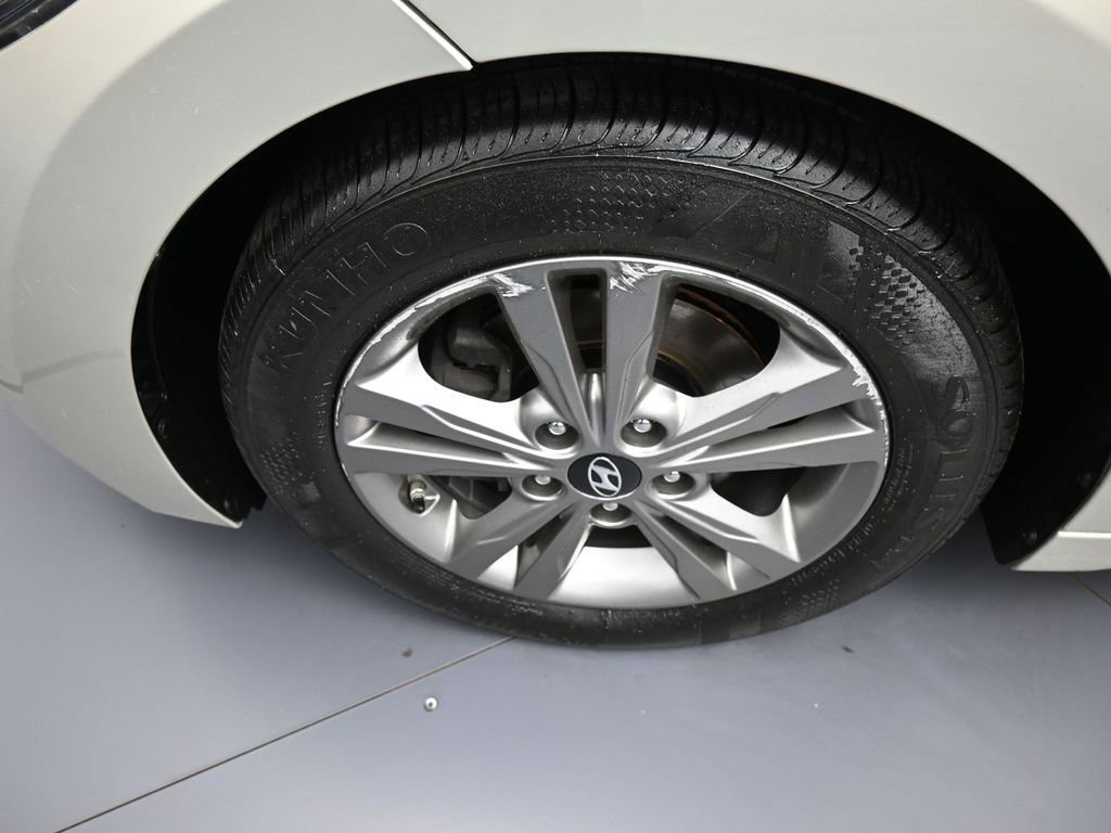 Used 2017 Hyundai Elantra Value Edition w/ Cargo Package image 14