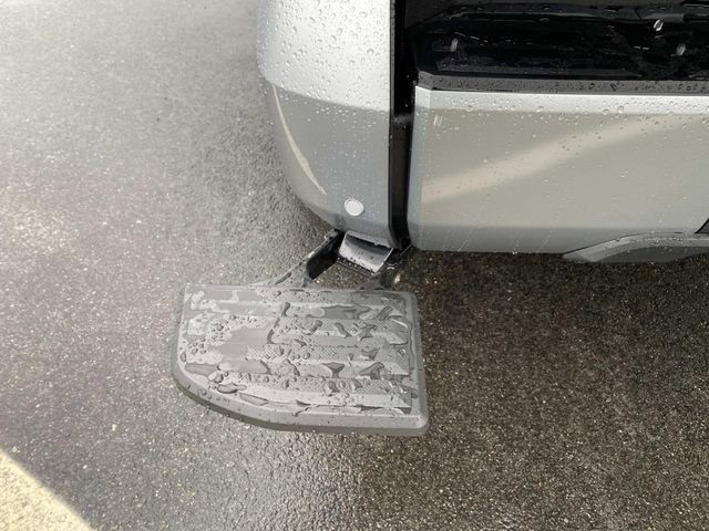 New 2026 Toyota Tundra Platinum AWD/4WD image 6