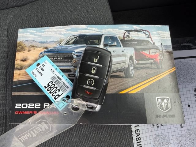 Used 2022 RAM 1500 Big Horn AWD/4WD image 40