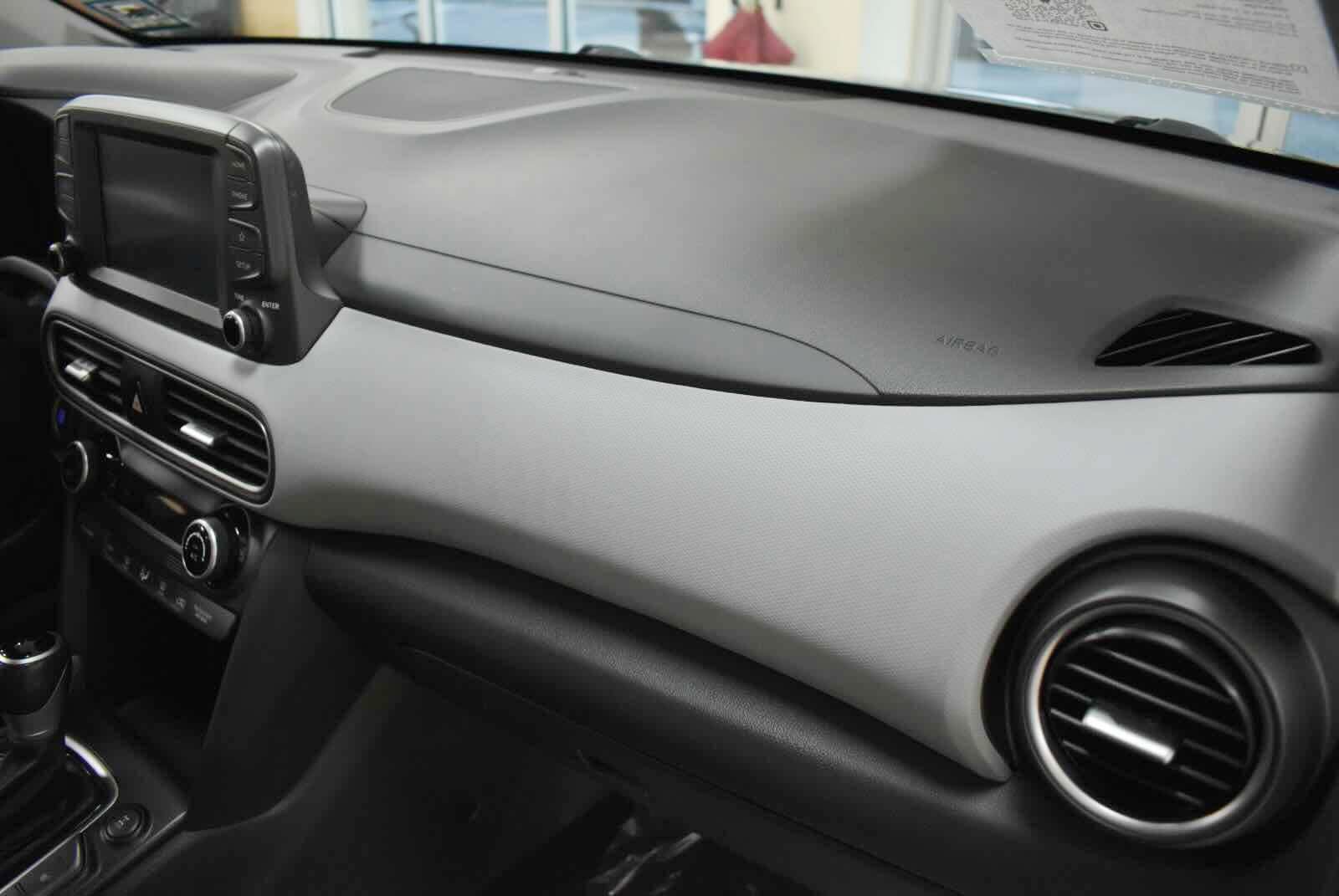 Used 2019 Hyundai Kona Limited AWD/4WD image 46