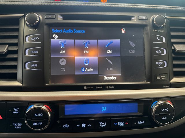 Used 2019 Toyota Highlander XLE AWD/4WD image 6