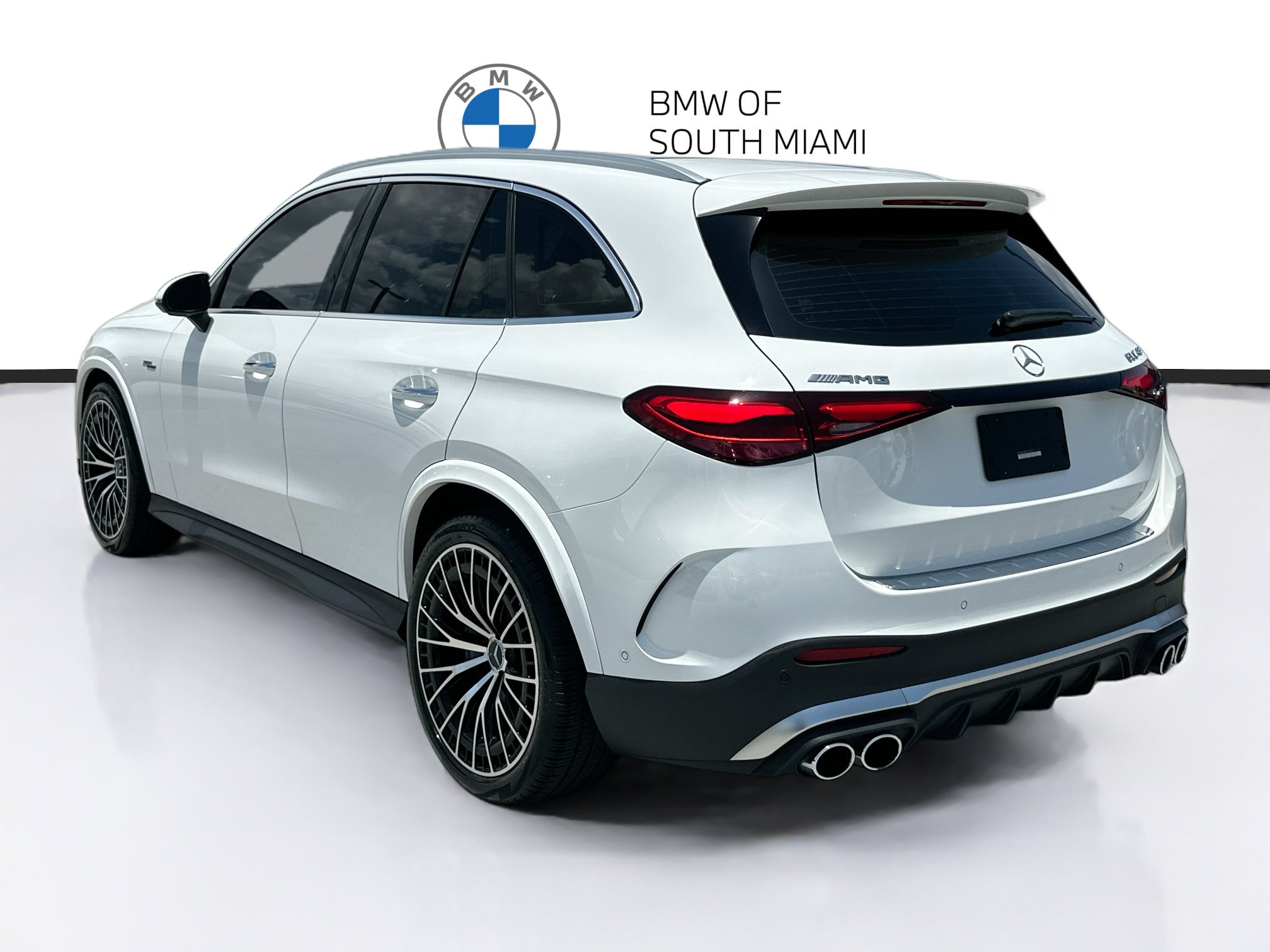 Used 2024 Mercedes-Benz GLC 43 AMG 4MATIC image 5