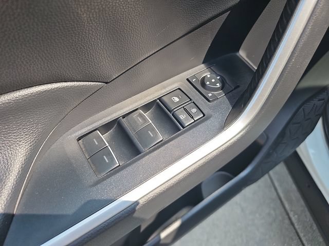 Certified 2022 Toyota RAV4 XLE Premium FWD image 11