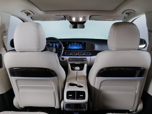 Used 2024 Mercedes-Benz GLS 580 4MATIC image 22