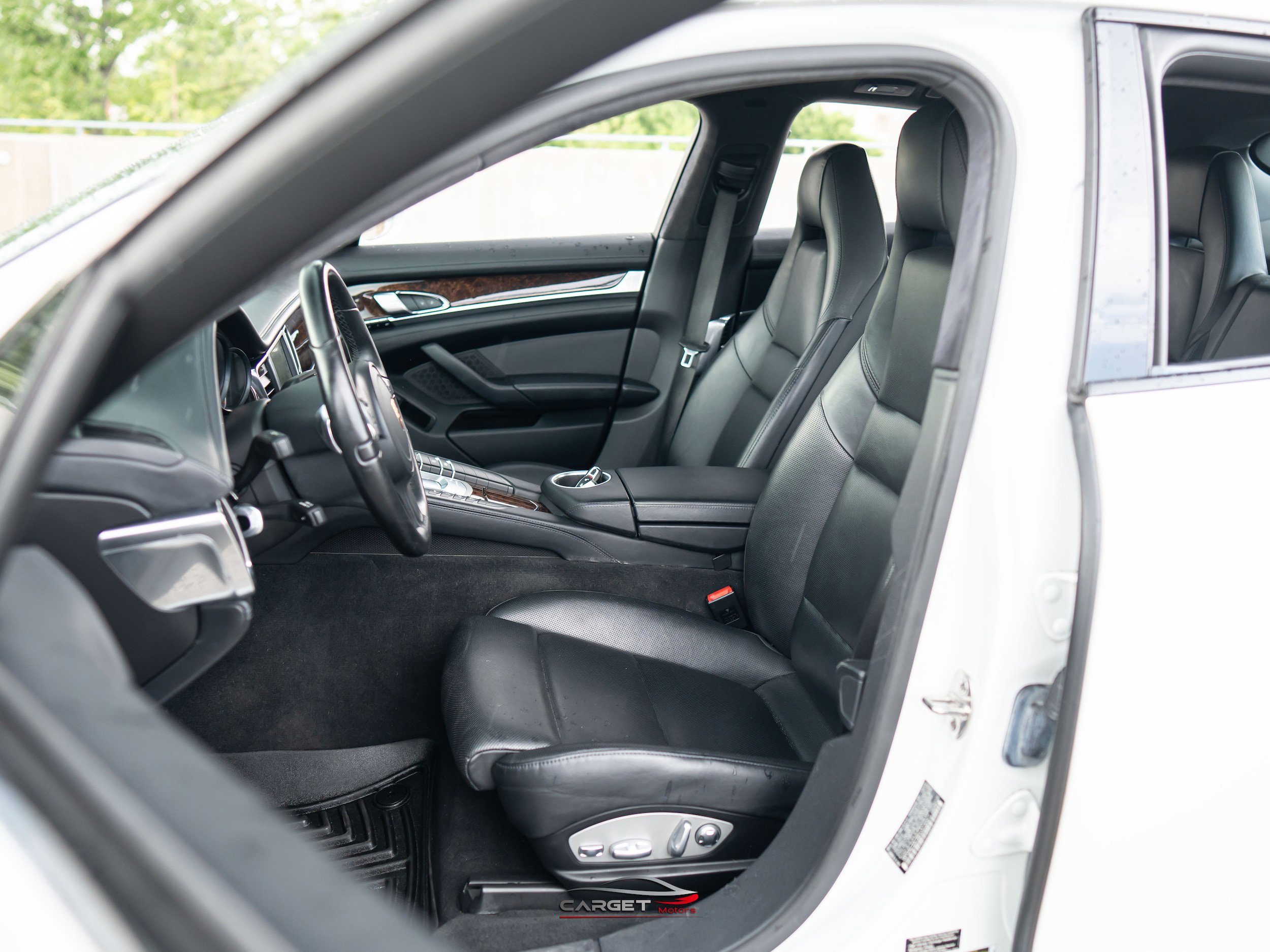 Used 2014 Porsche Panamera Turbo AWD/4WD image 16