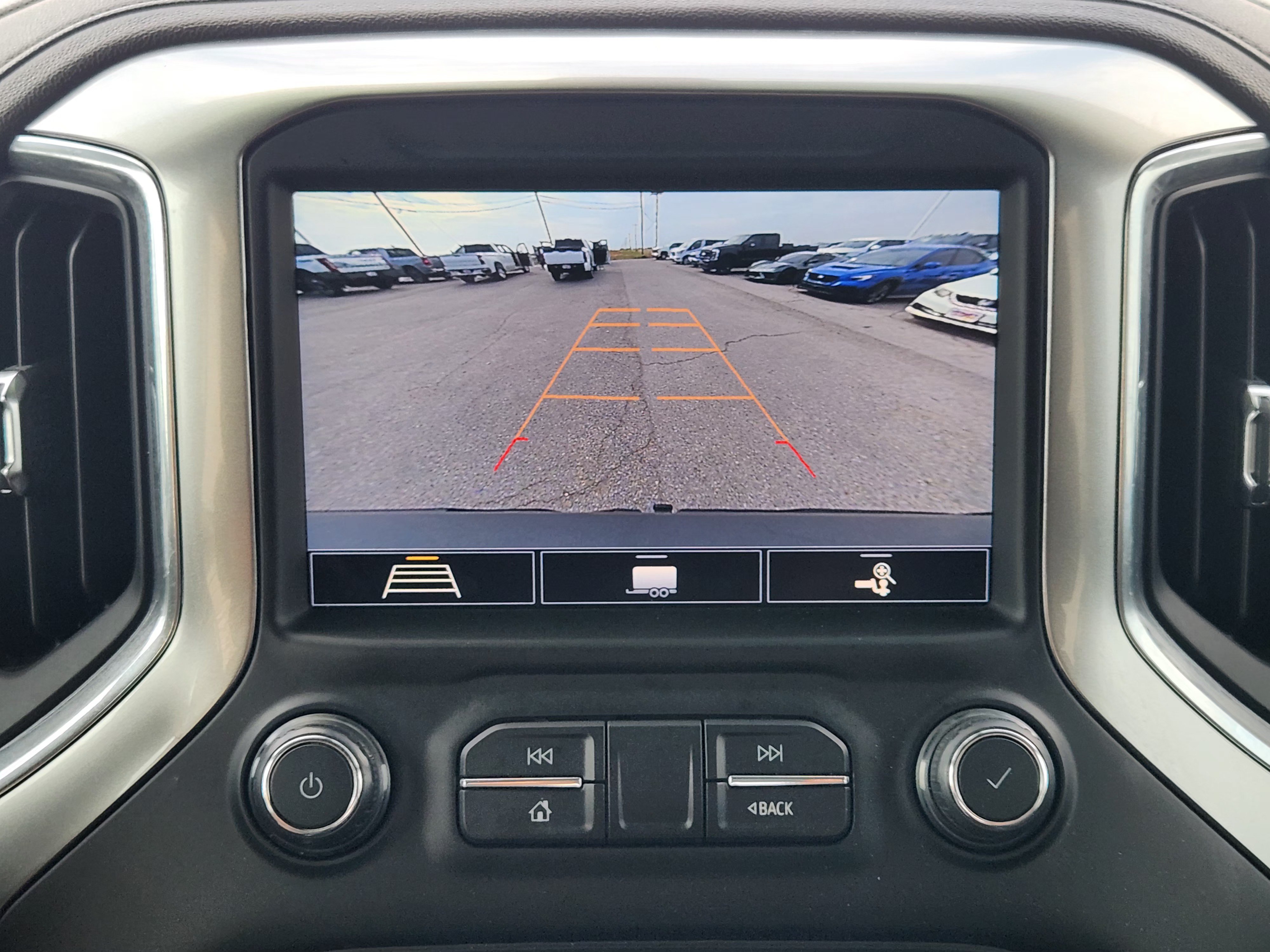 Used 2020 Chevrolet Silverado 1500 RST AWD/4WD image 19