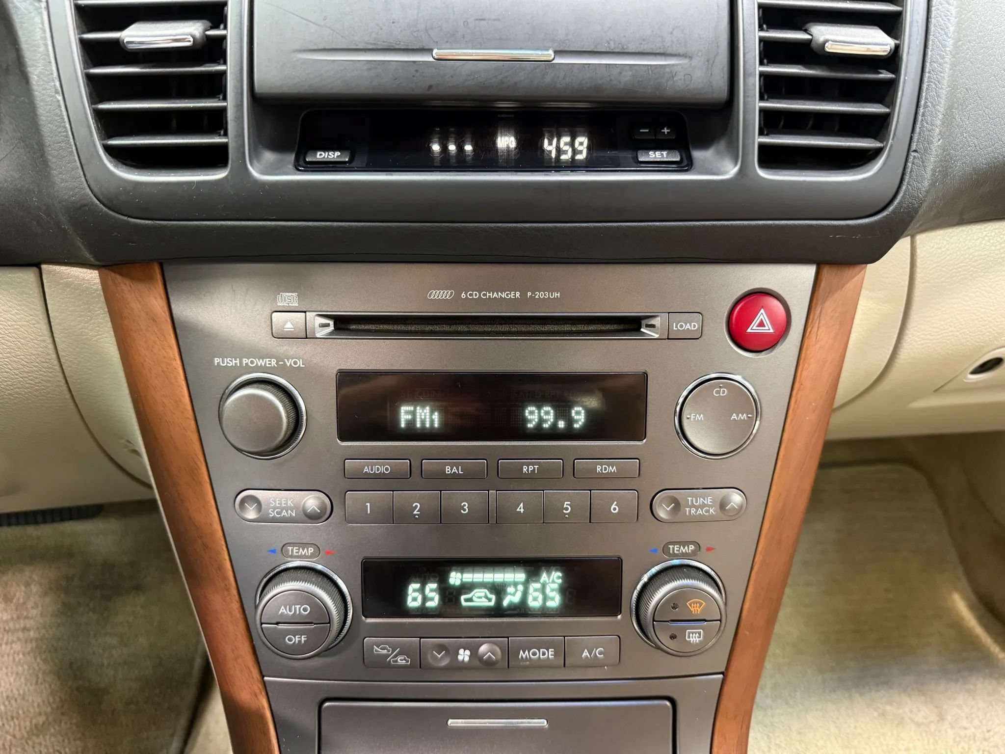 Used 2006 Subaru Outback 2.5i Limited w/ Popular Equipment Group 1D AWD/4WD image 23