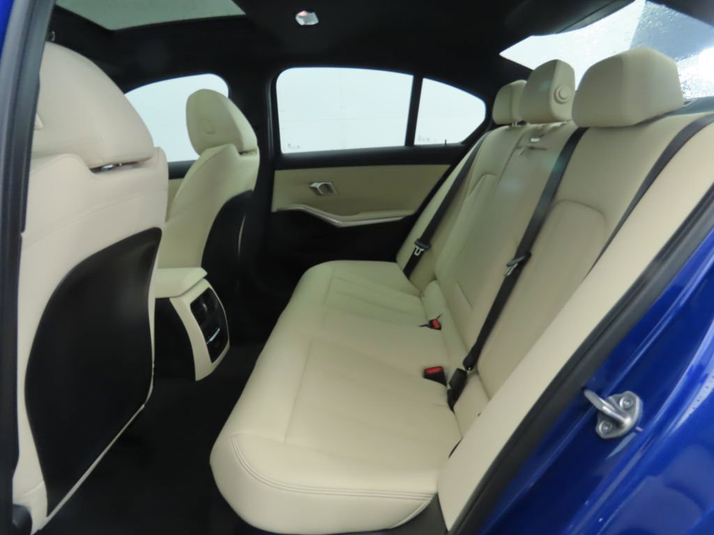 New 2026 BMW 330i Sedan w/ M Sport Package image 22