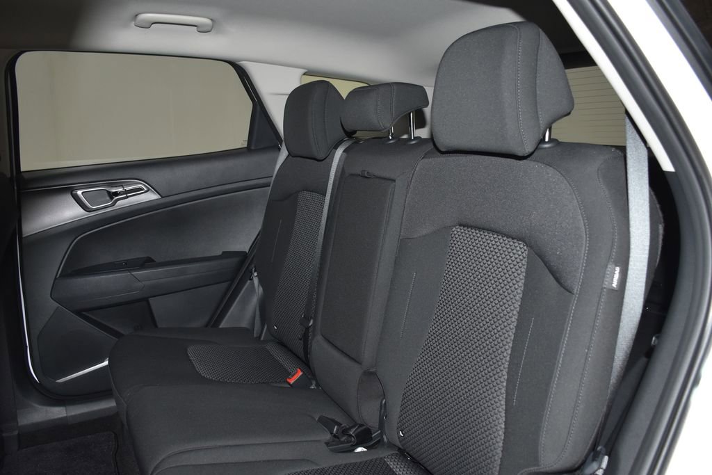 New 2026 Kia Sportage LX image 27