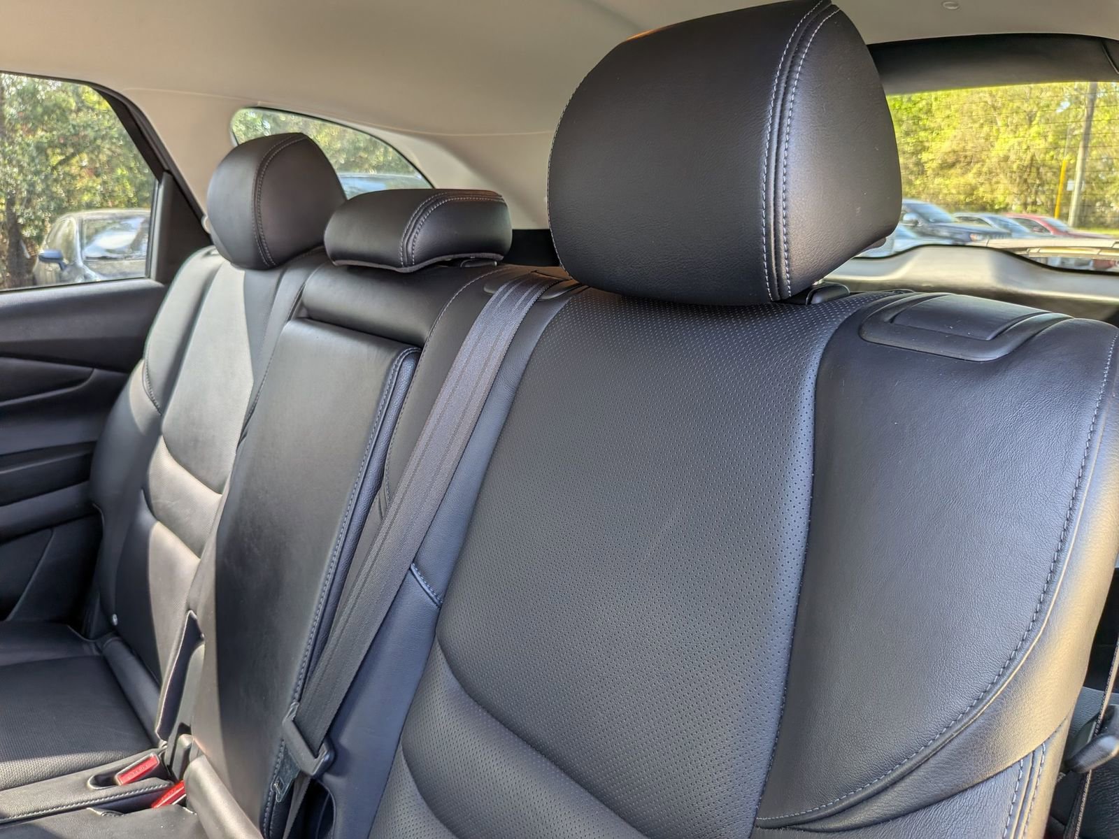Used 2018 MAZDA CX-9 Touring image 29