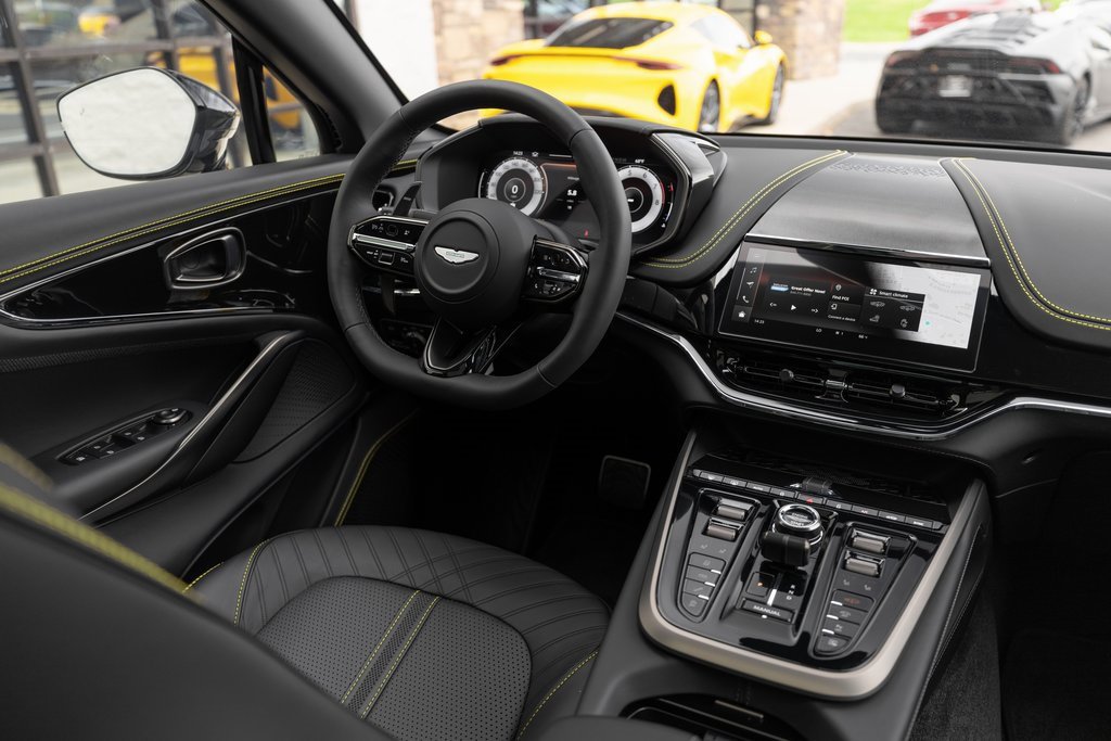 New 2026 Aston Martin DBX 707 image 24