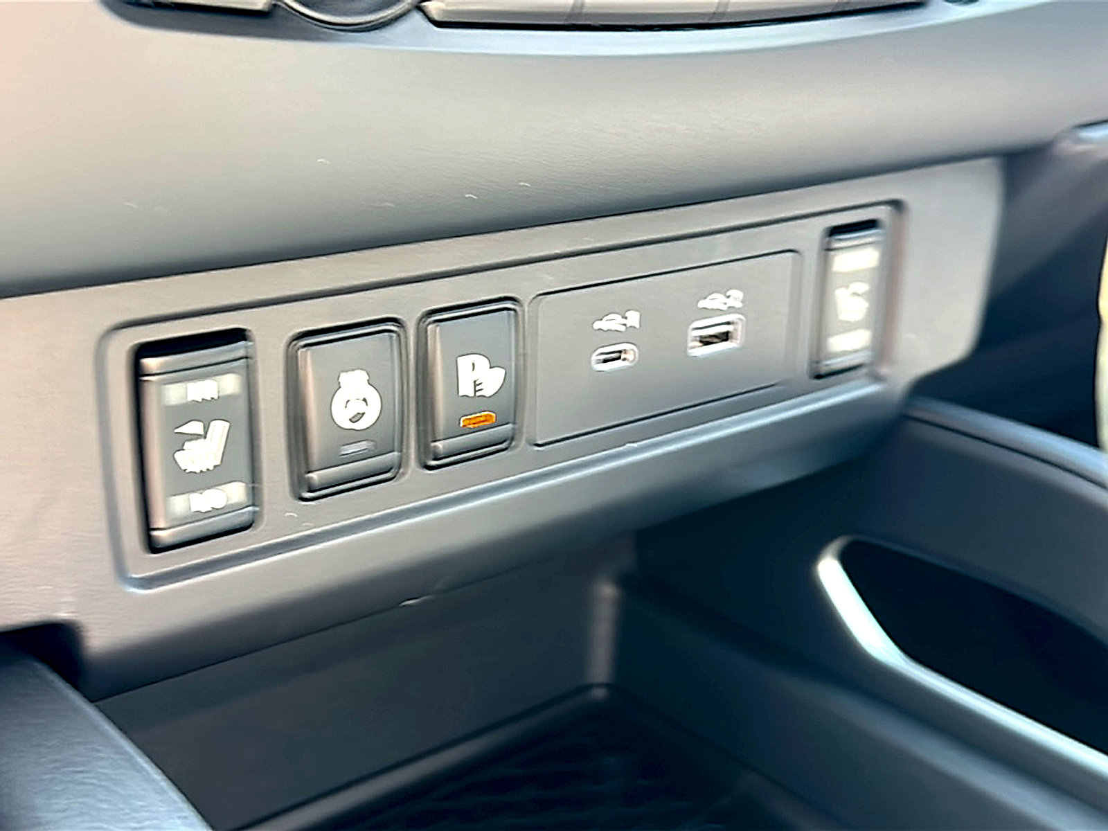 New 2026 Nissan Frontier SV w/ SV Convenience Package image 25