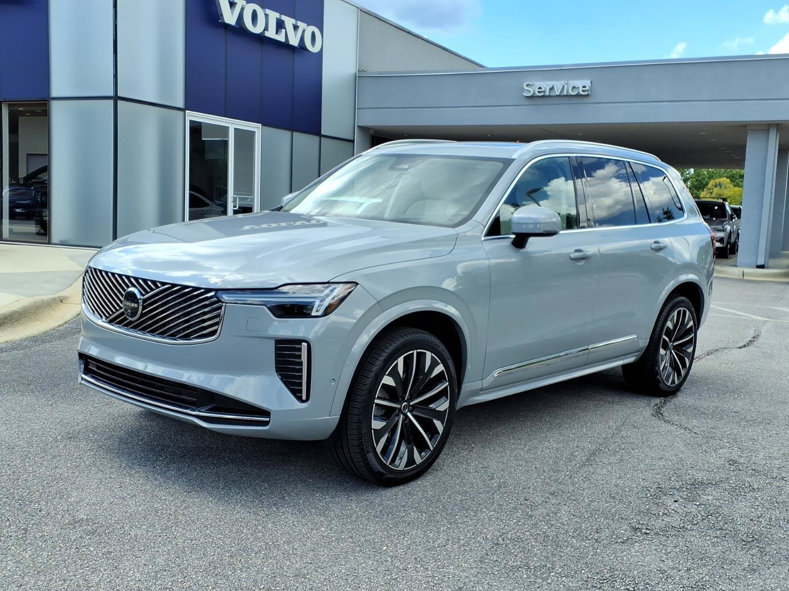 Used 2026 Volvo XC90 B6 Ultra AWD/4WD image 9