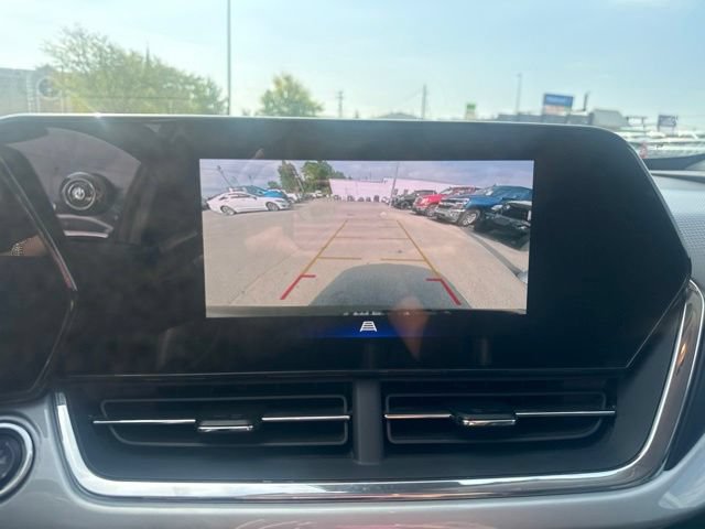 Used 2025 Chevrolet Trax LT FWD image 20