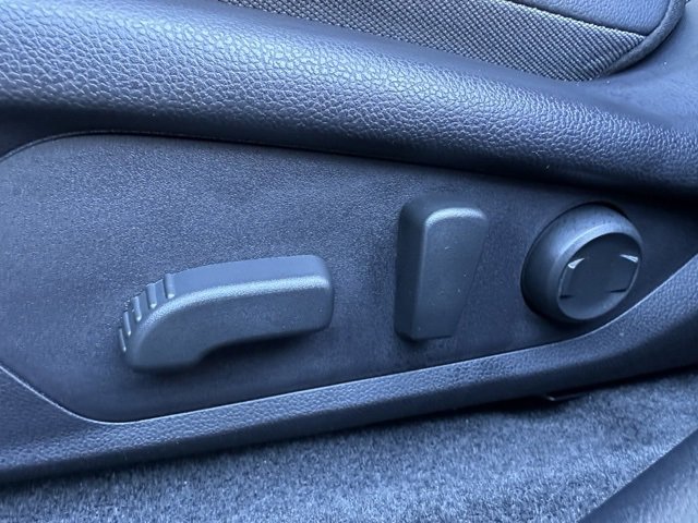 Certified 2025 Subaru Crosstrek 2.5i Limited image 19