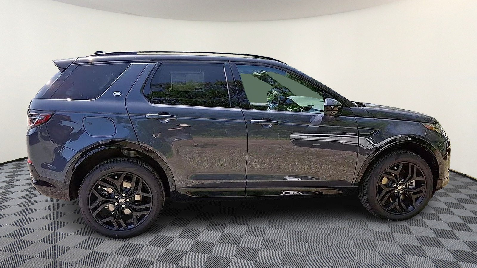 New 2026 Land Rover Discovery Sport Landmark AWD/4WD image 9