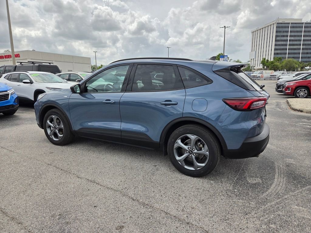 Used 2025 Ford Escape ST-Line image 10