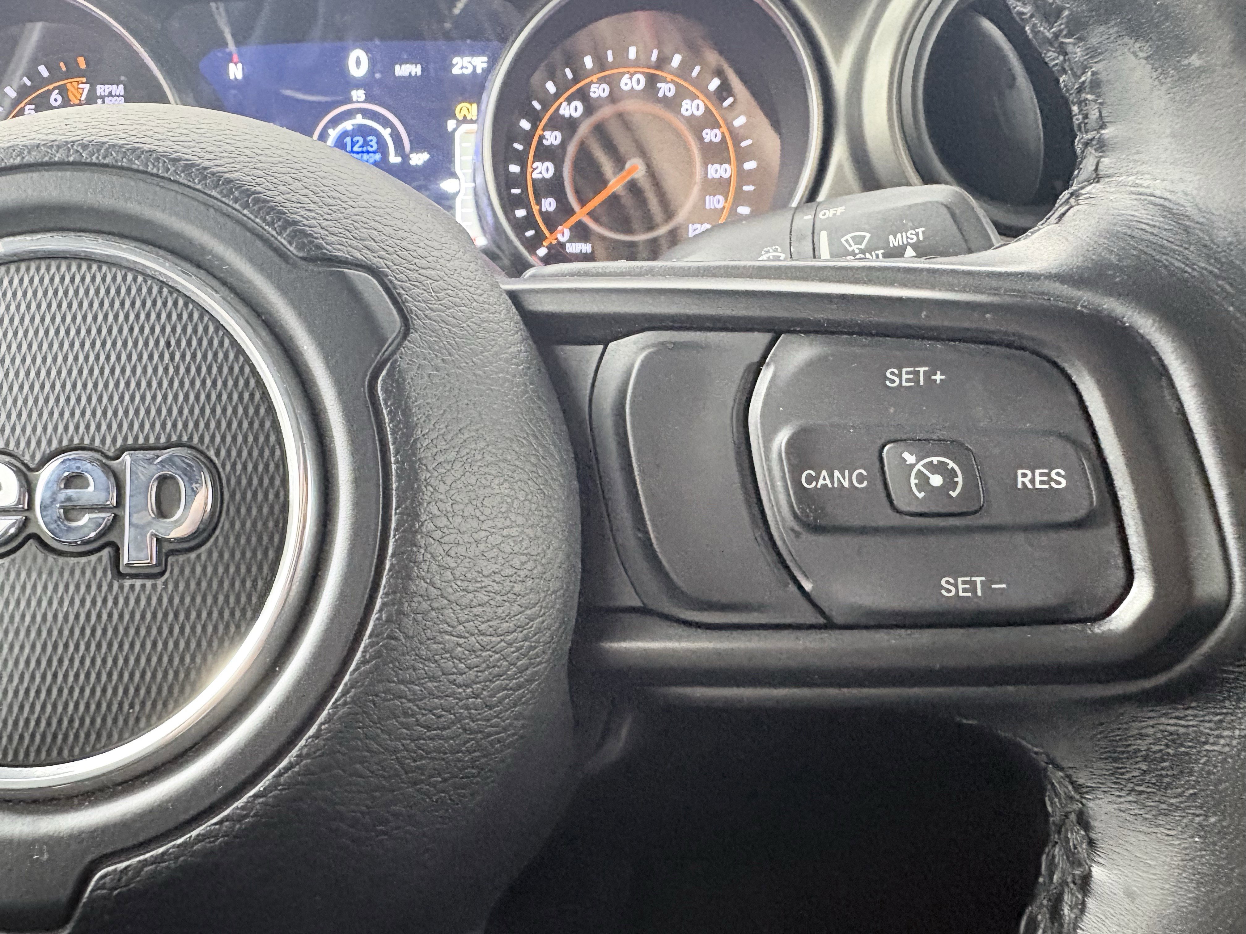 Used 2021 Jeep Gladiator Sport image 5