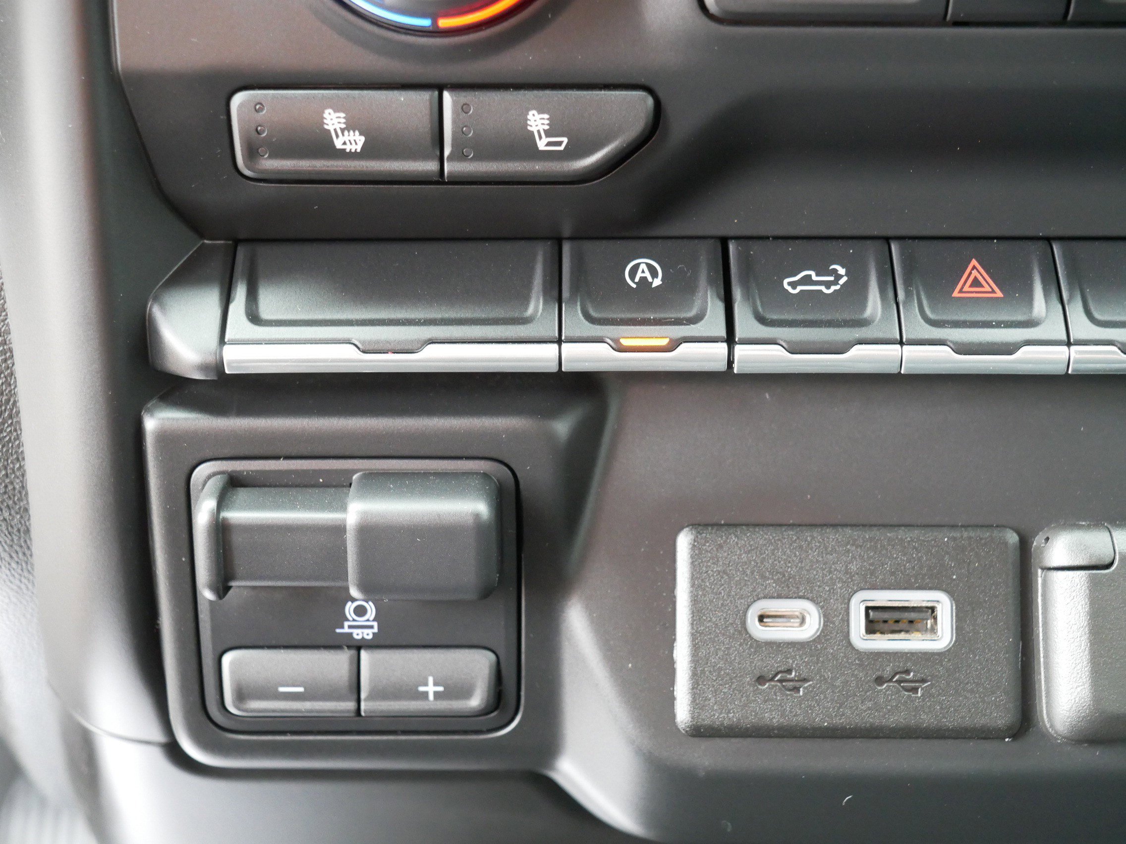 Used 2019 Chevrolet Silverado 1500 LT Trail Boss w/ Convenience Package AWD/4WD image 31