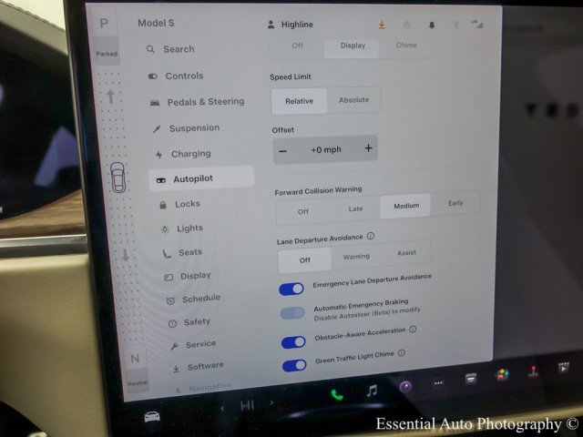 Used 2022 Tesla Model S image 30