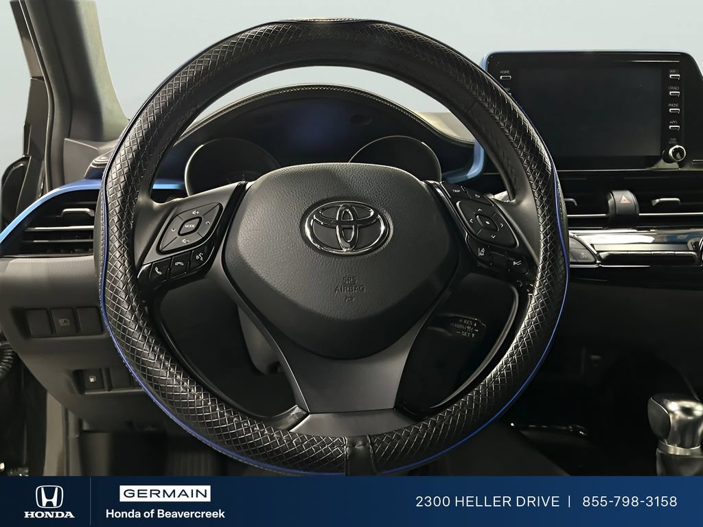 Used 2019 Toyota C-HR XLE FWD image 12