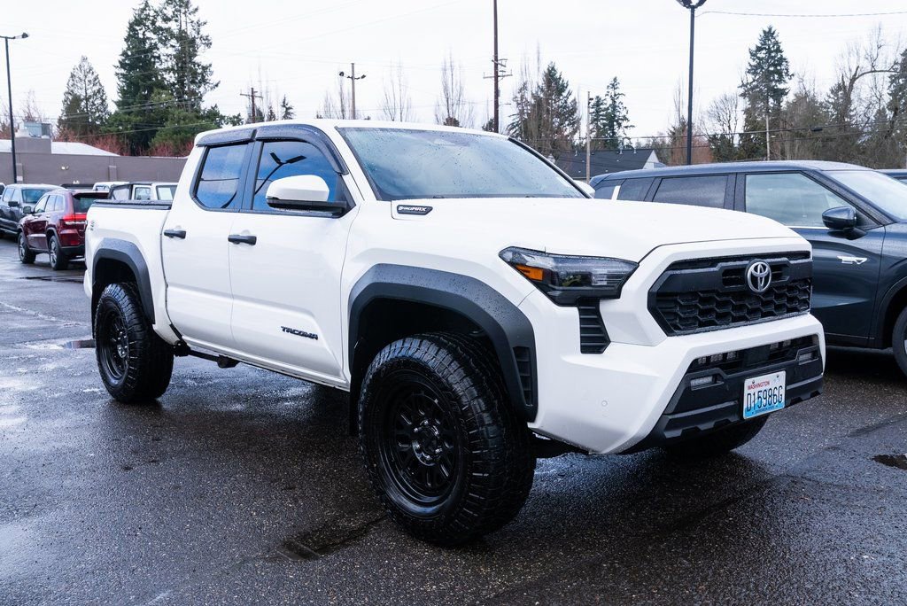 Used 2024 Toyota Tacoma TRD Off-Road w/ TRD Off Road Upgrade Package image 1