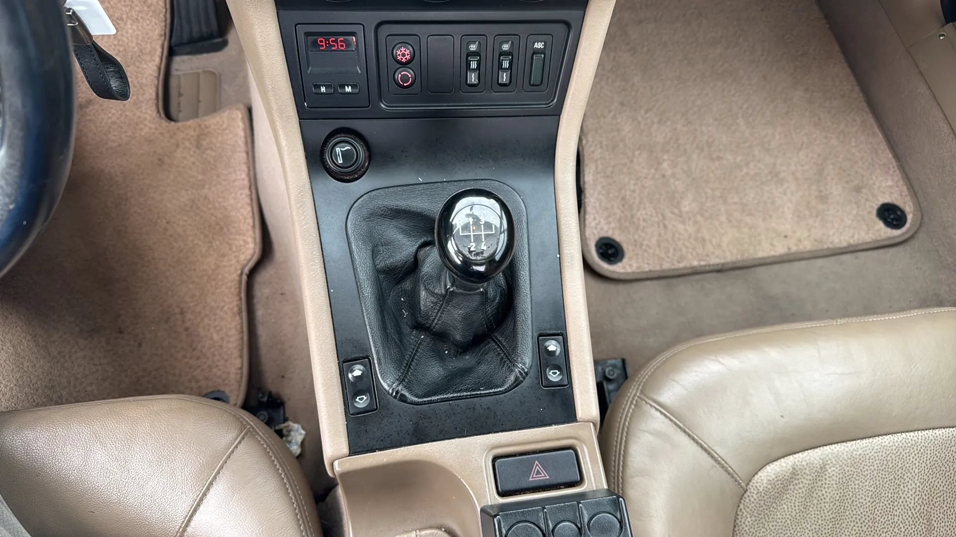Used 1998 BMW Z3 1.9 RWD image 25
