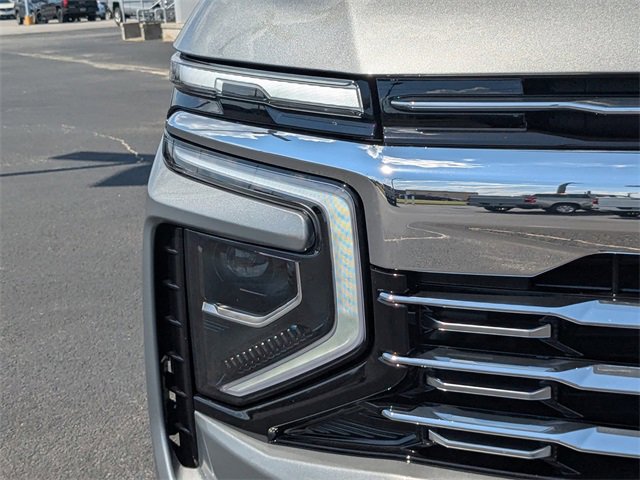 New 2025 Chevrolet Suburban Premier image 10