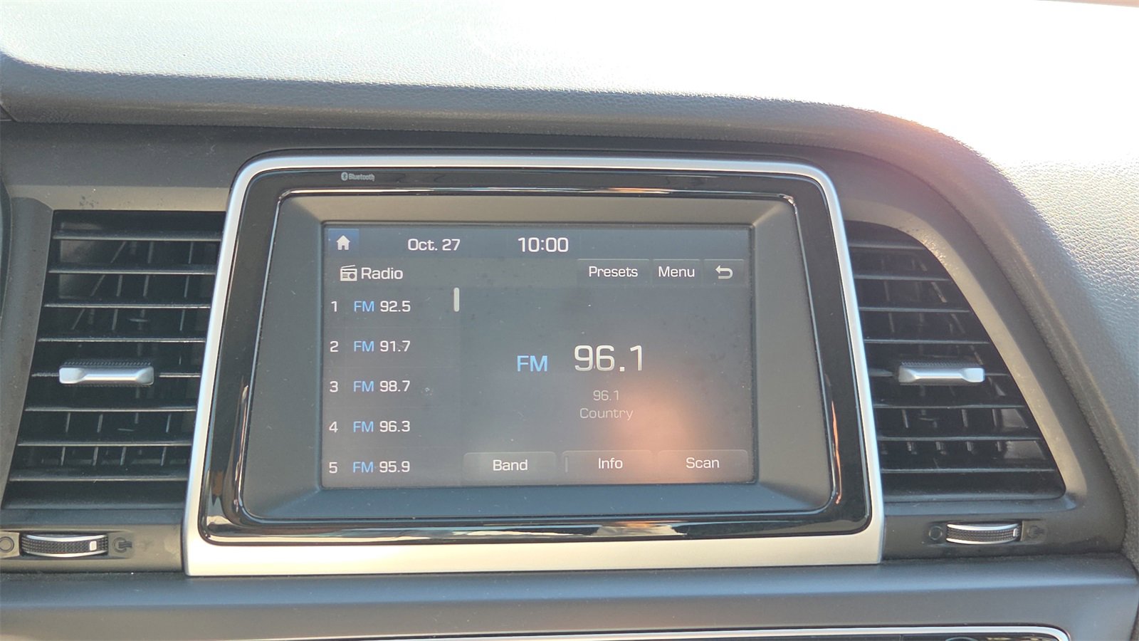 Used 2018 Hyundai Sonata ECO image 10