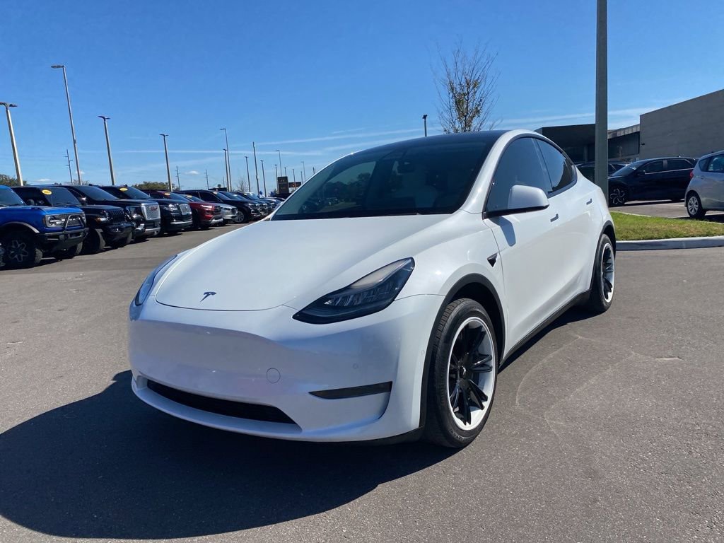 Used 2021 Tesla Model Y Long Range image 7