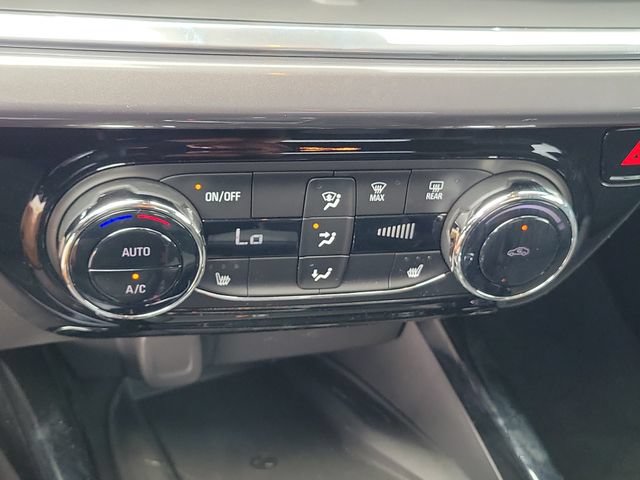 Certified 2024 Chevrolet Trax ACTIV w/ Sunroof Package FWD image 35