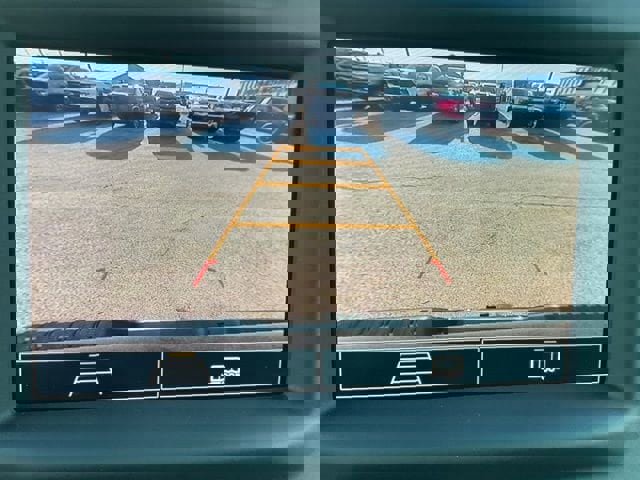 Used 2024 Chevrolet Silverado 2500 Custom w/ Custom Value Package image 2