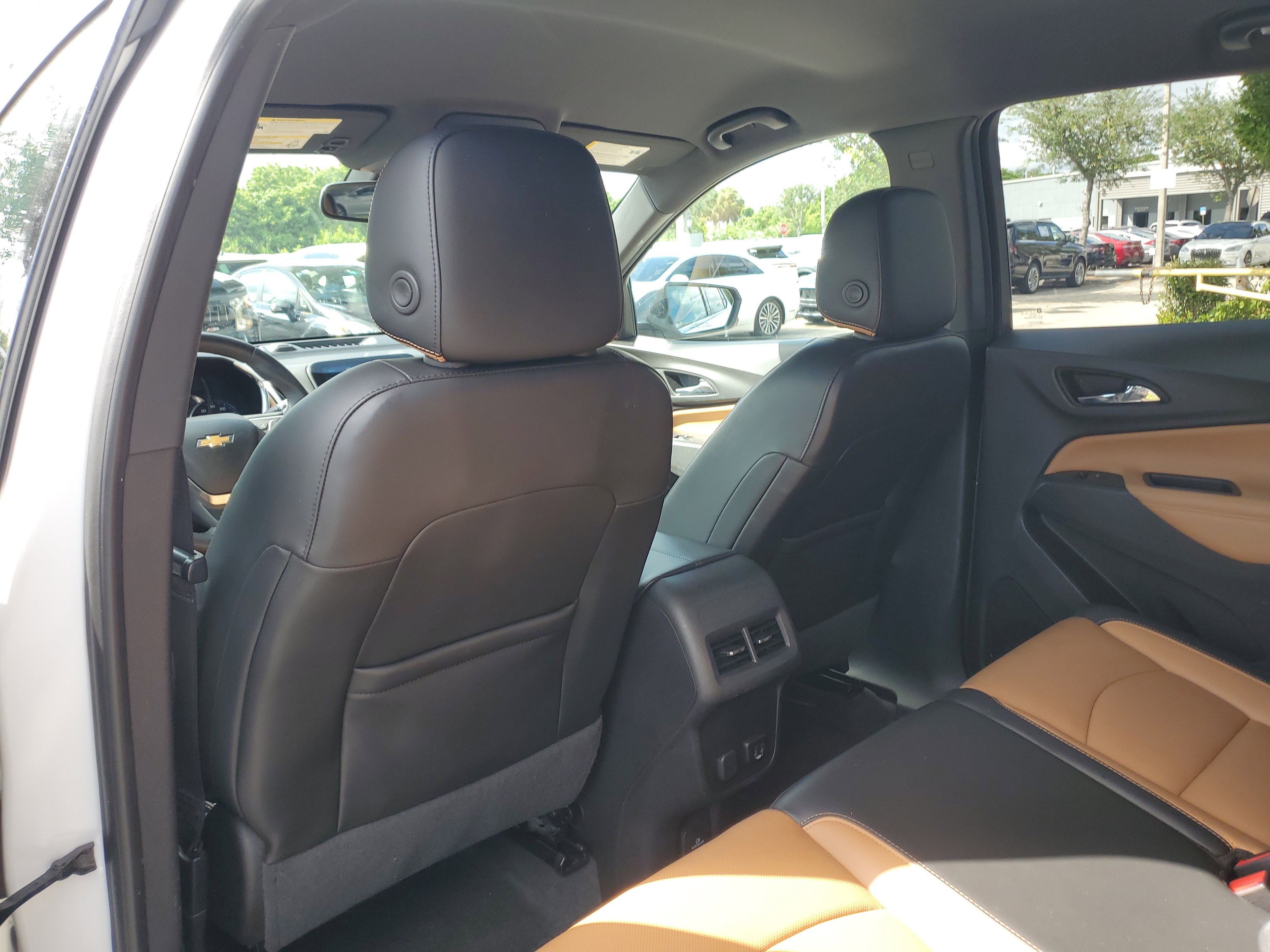 Used 2018 Chevrolet Equinox Premier FWD image 10
