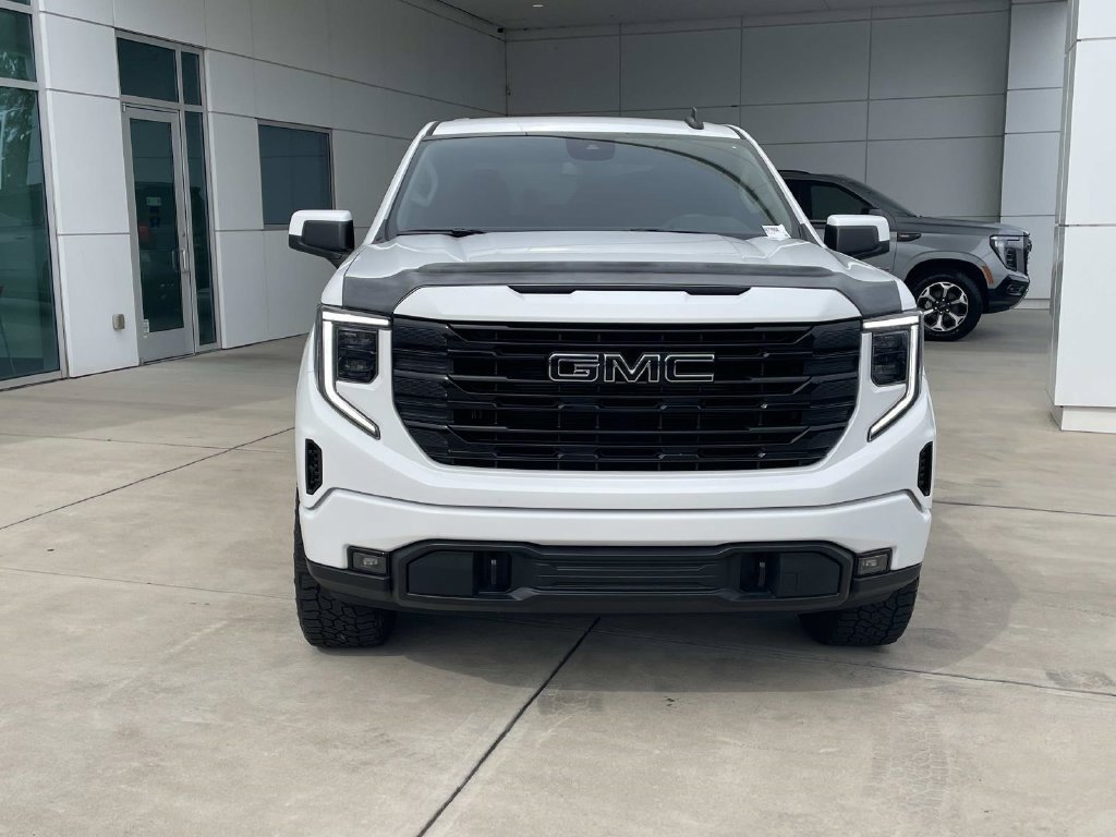 Used 2023 GMC Sierra 1500 Elevation AWD/4WD image 7
