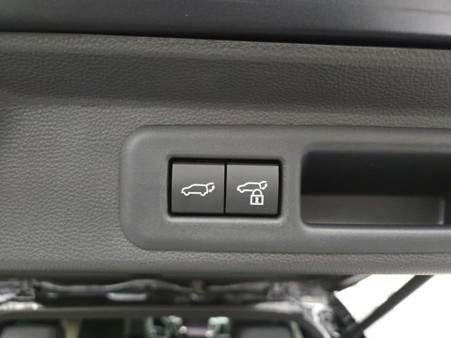 New 2026 Toyota Sequoia Platinum AWD/4WD image 18