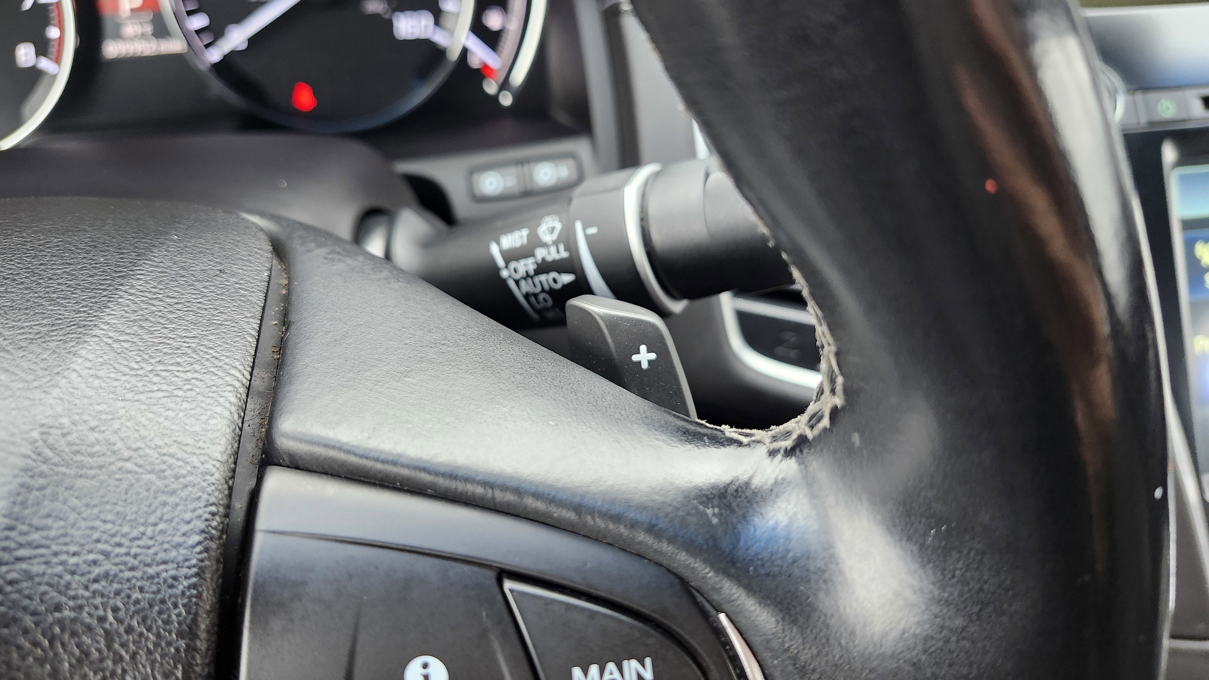 Used 2018 Acura RLX w/ Technology Package image 12