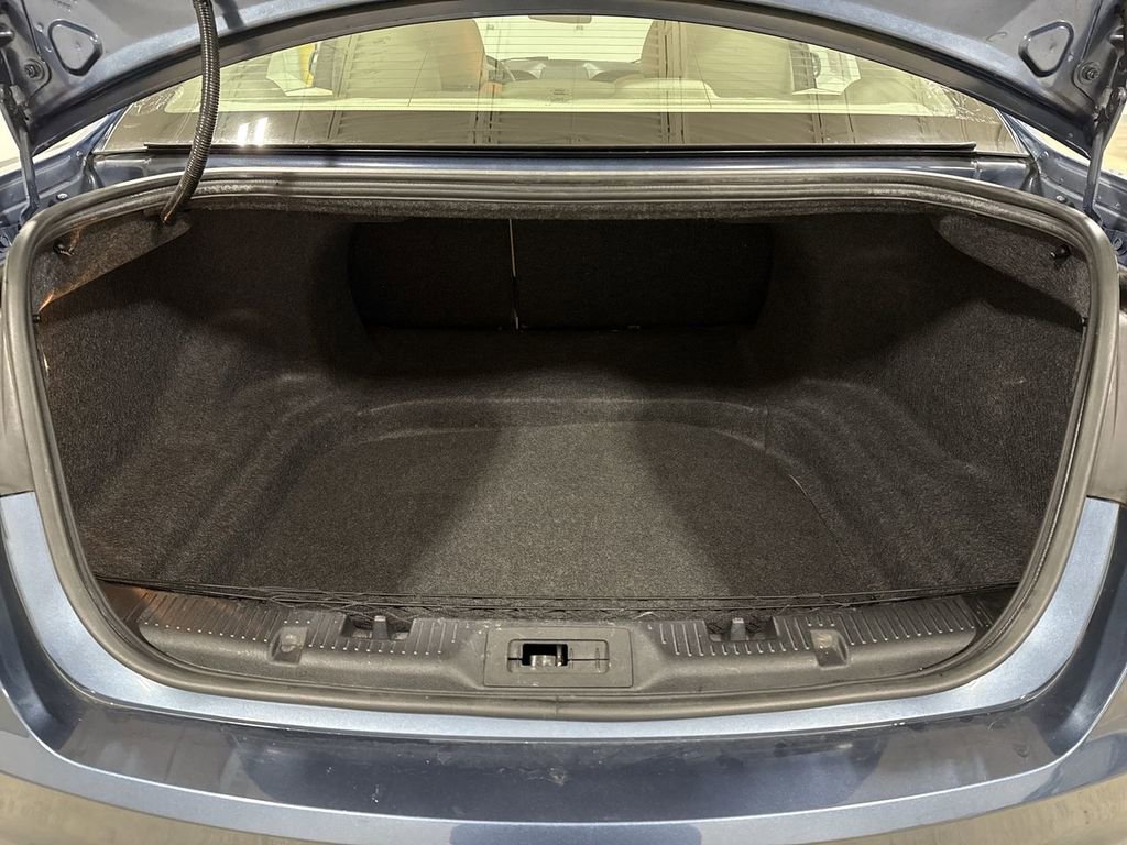 Used 2018 Ford Taurus SEL w/ Equipment Group 201A image 24