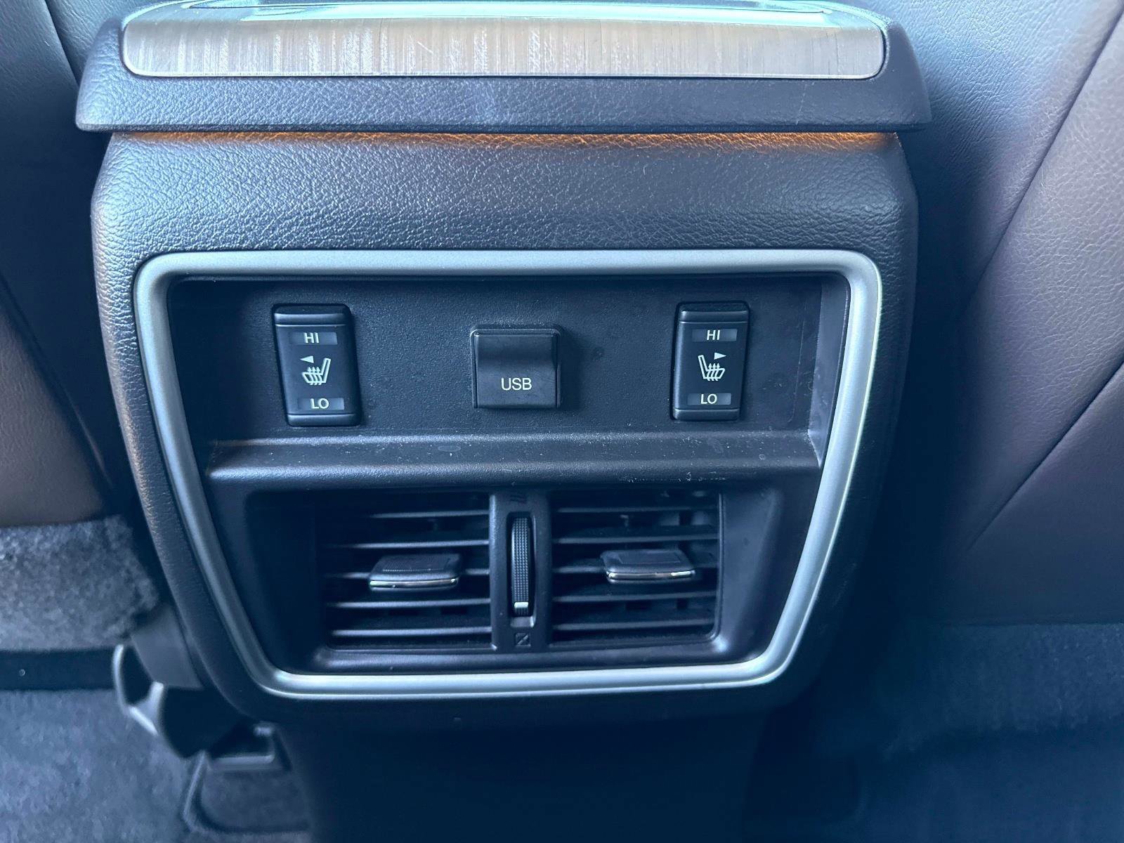 Used 2018 Nissan Murano Platinum w/ Cargo Package image 18