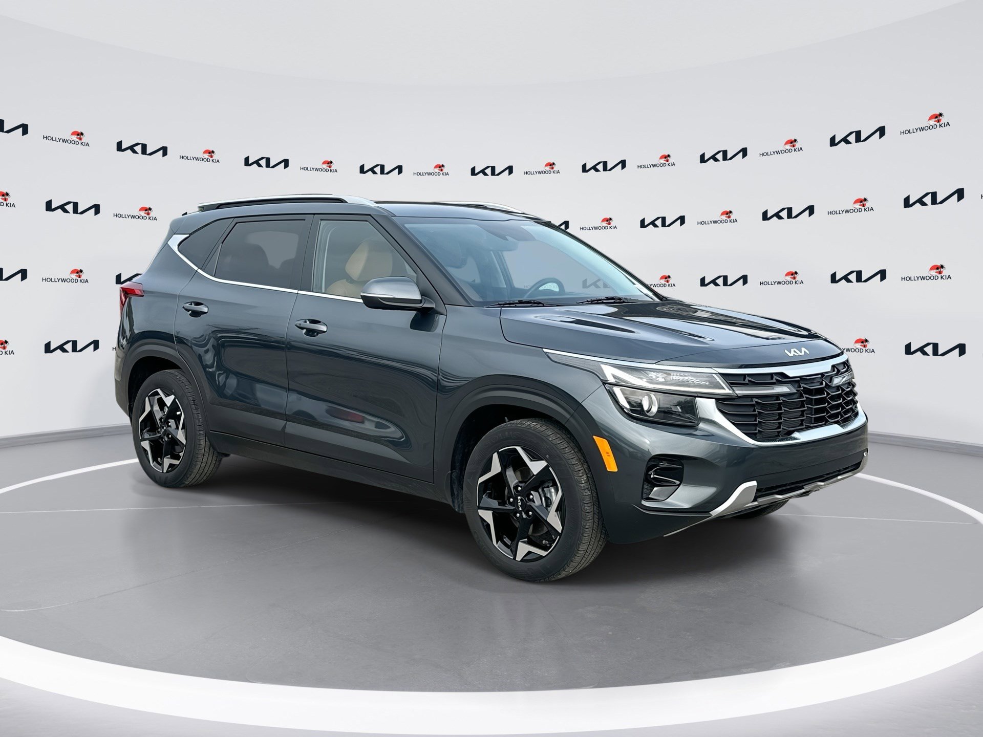 Certified 2024 Kia Seltos EX