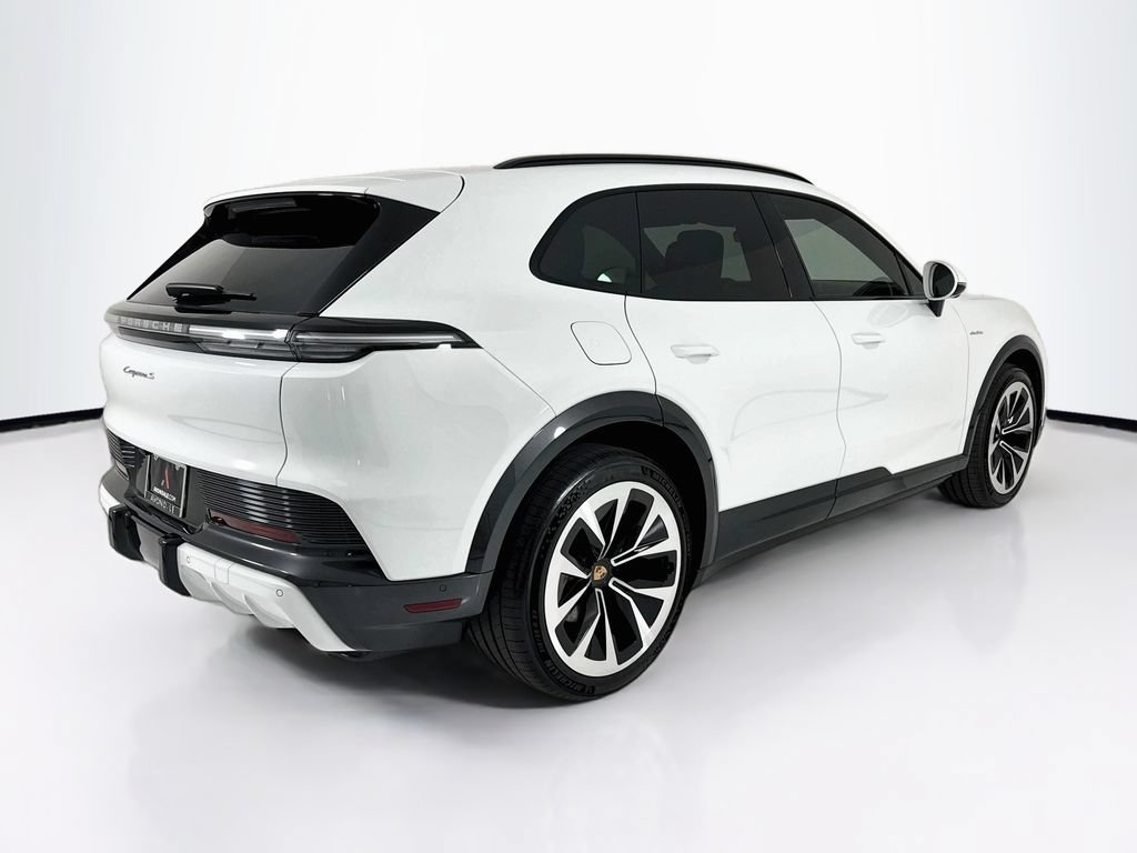 New 2026 Porsche Cayenne S AWD/4WD image 9