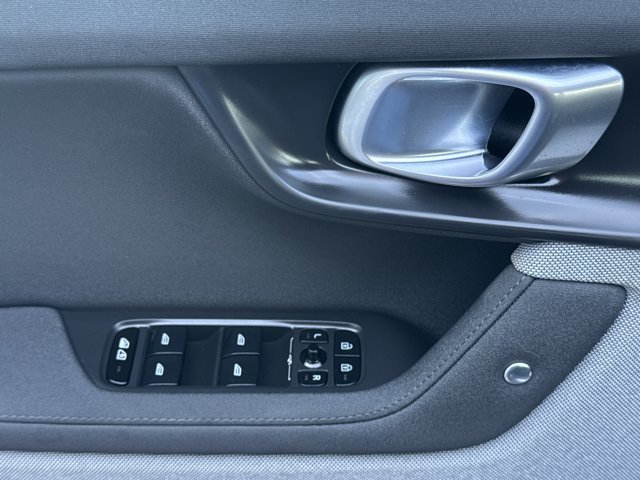 Used 2023 Polestar Polestar 2 AWD/4WD image 14