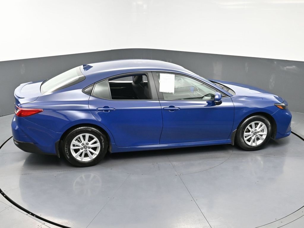 Used 2025 Toyota Camry LE w/ Convenience Package image 52