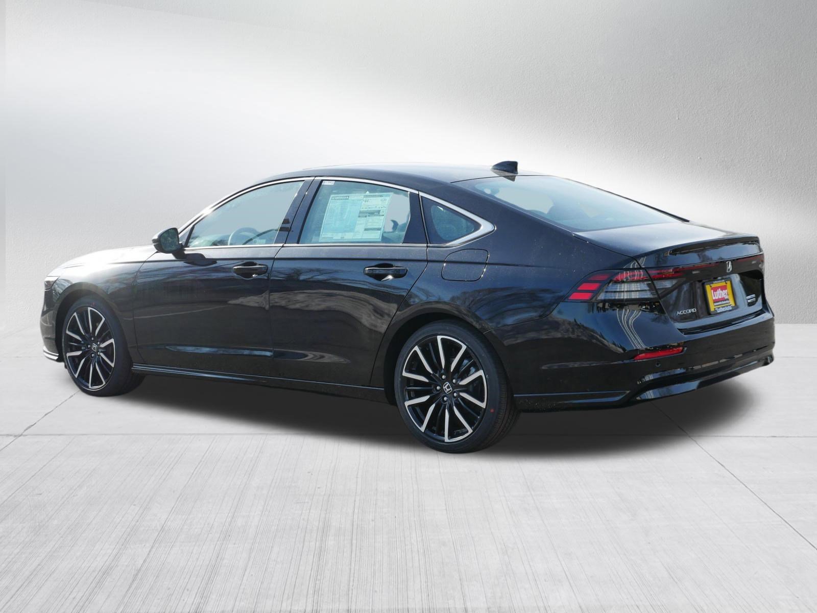 New 2026 Honda Accord Touring image 5