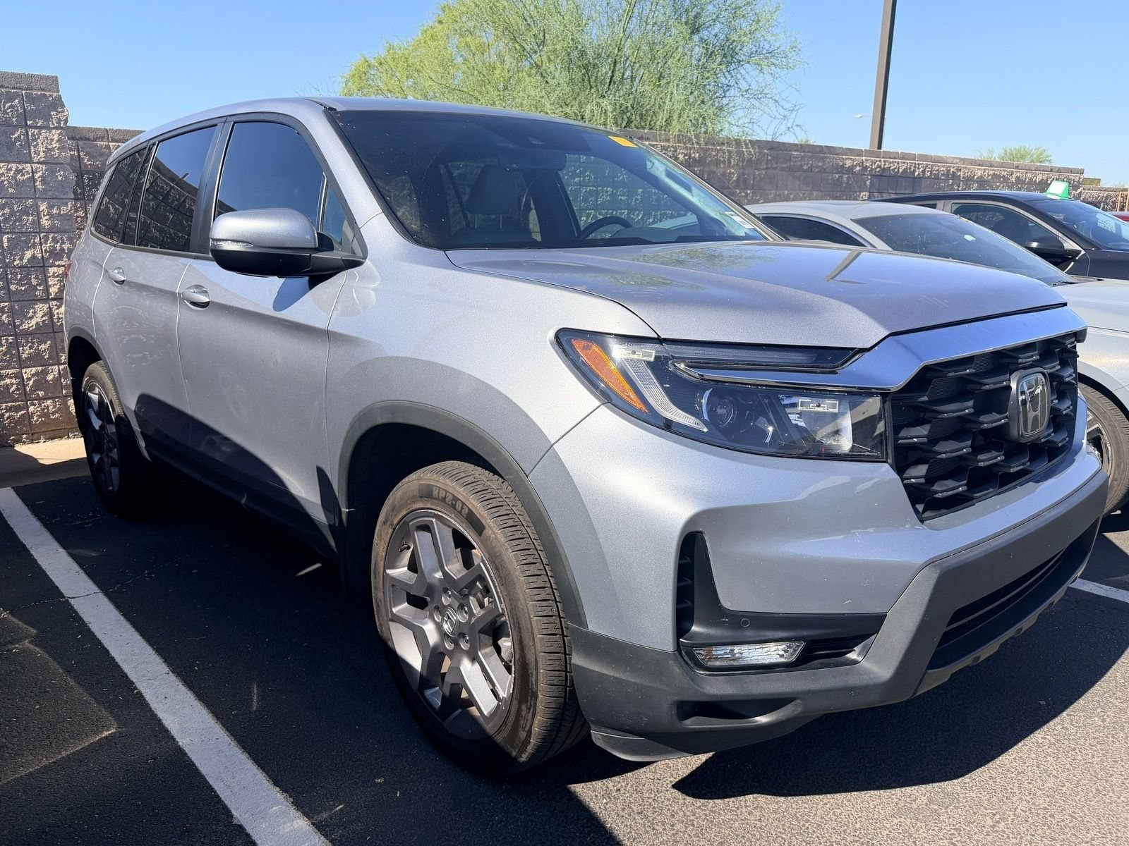 Used 2023 Honda Passport EX-L image 5